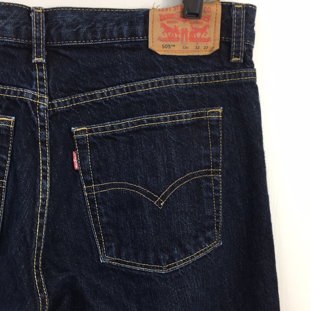Levi's 505 Boys Husky Dark Wash Straight Jean Size 12 Husky EXCELLENT Condition - Picture 4 of 7